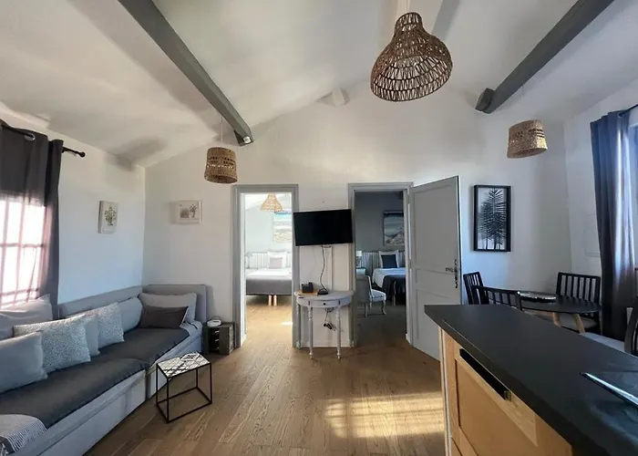 Apartamento A 50 M De La Place Aux Herbes